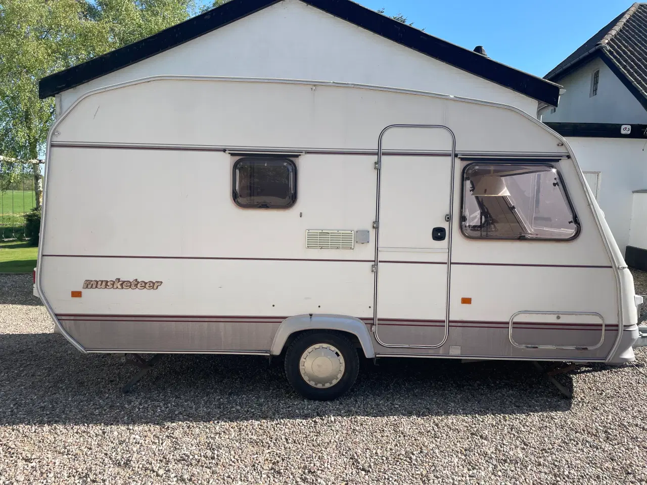 Billede 2 - Nysynet let campingvogn 