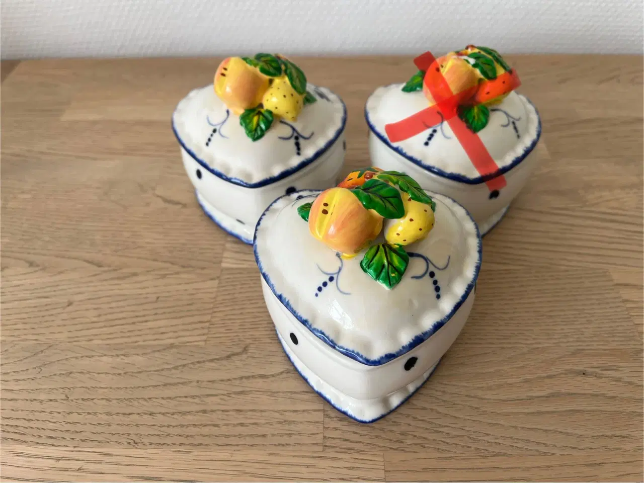 Billede 8 - GRATIS - Krukker med frugt-dekoration på låget