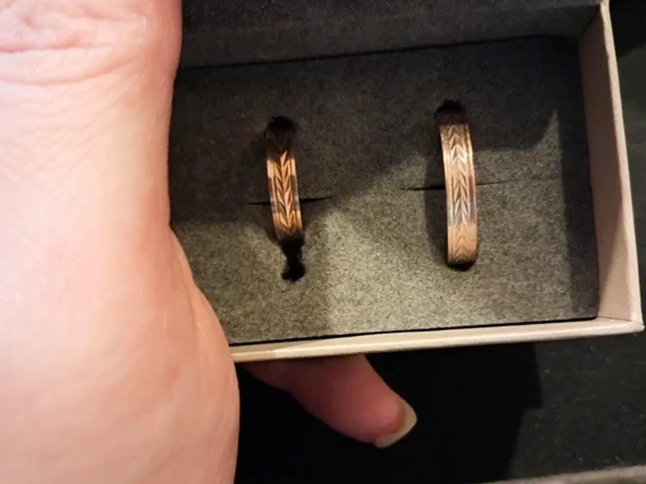 Billede 4 - 8k Guldvielsesringe