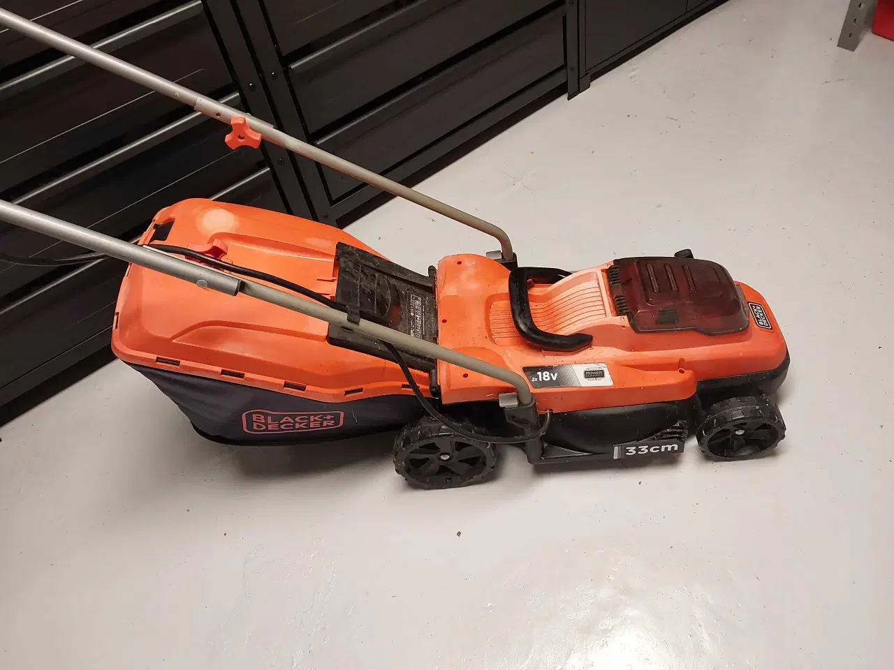 Billede 1 - Black Decker plæneklipper, kanttrimmer og hækkekli