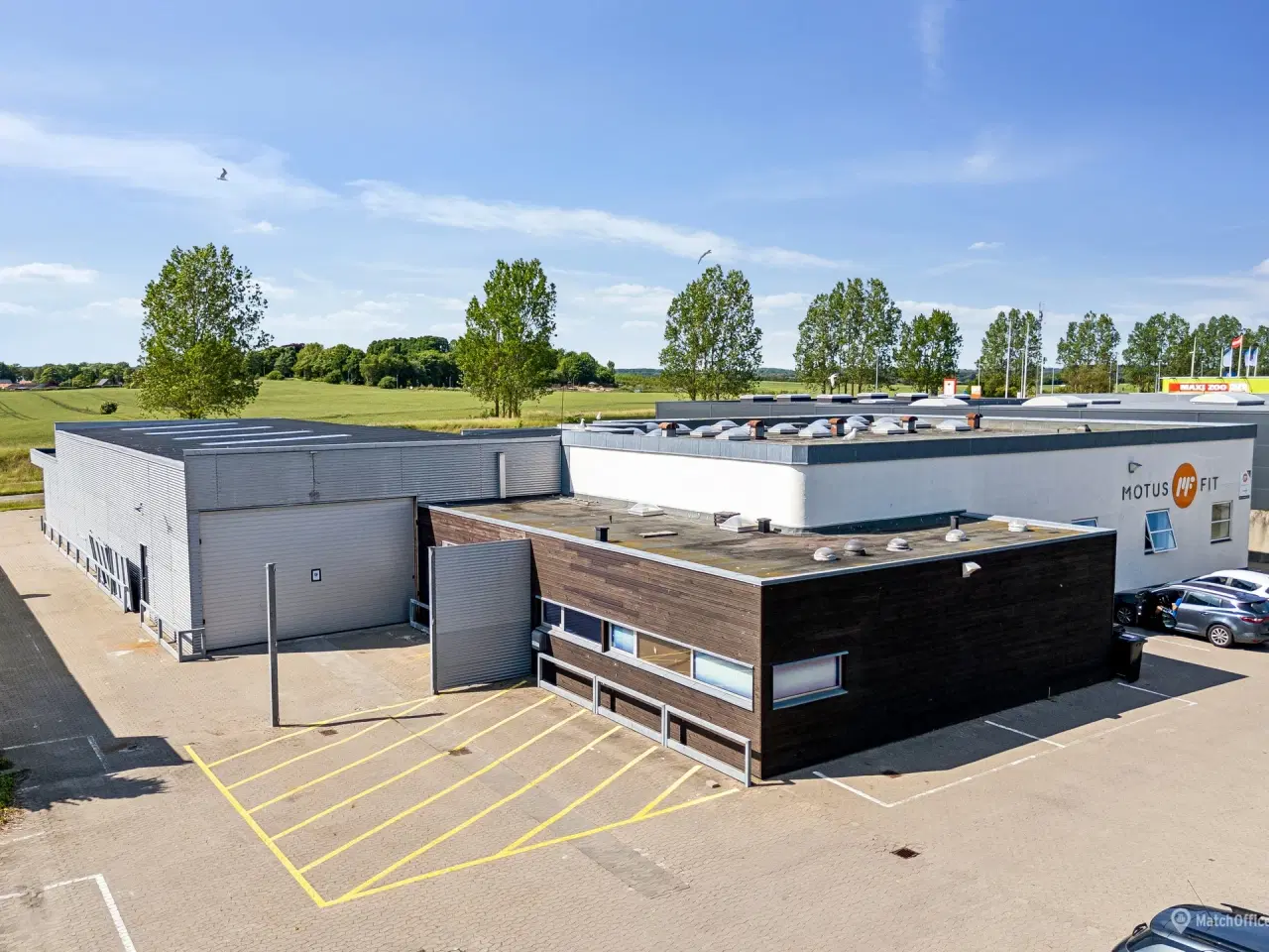 Billede 1 - Lager med administrationslokaler - god beliggenhed