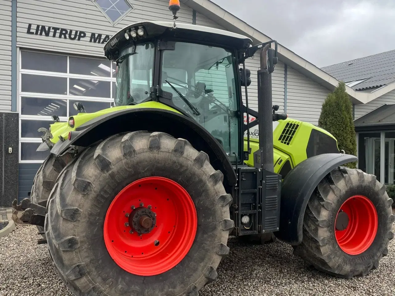 Billede 14 - CLAAS AXION 850 CMatic med frontlift