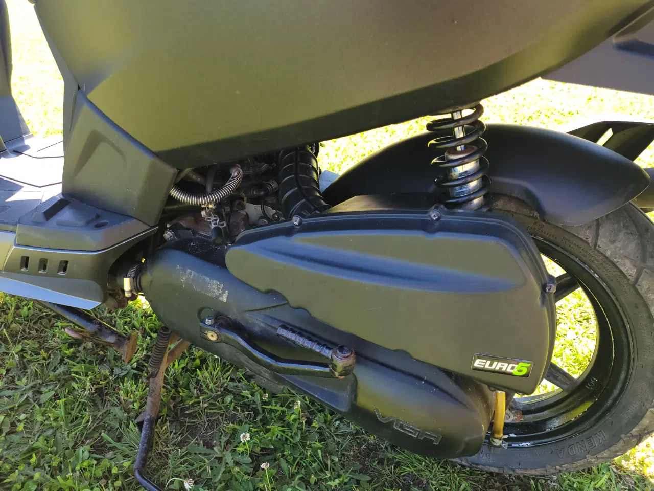 Billede 4 - Velkørende nyere 30 scooter 4T
