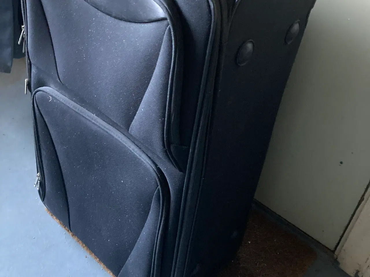 Billede 2 - Kuffert sælges