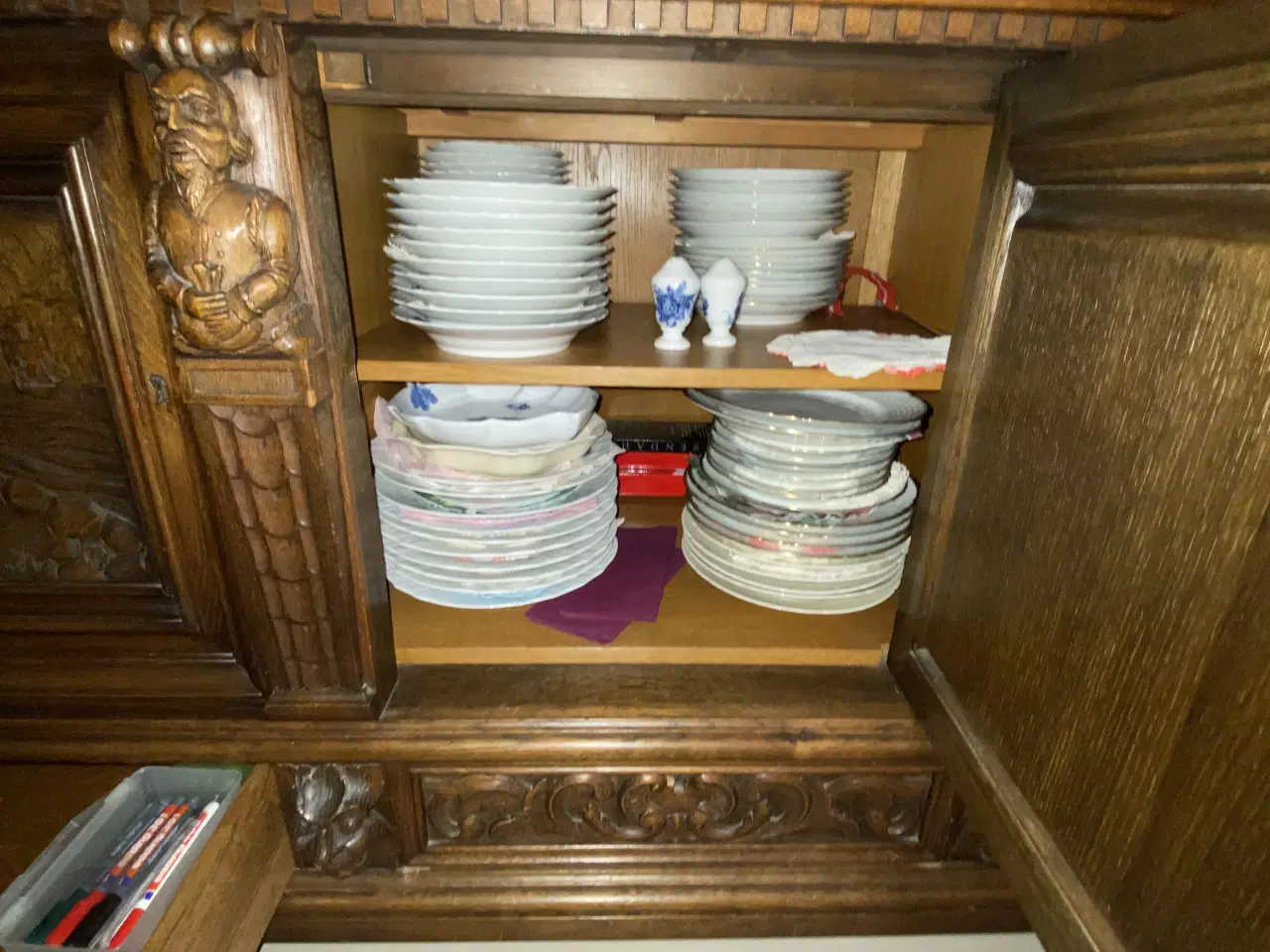 Billede 3 - Gammel egetræsskænk