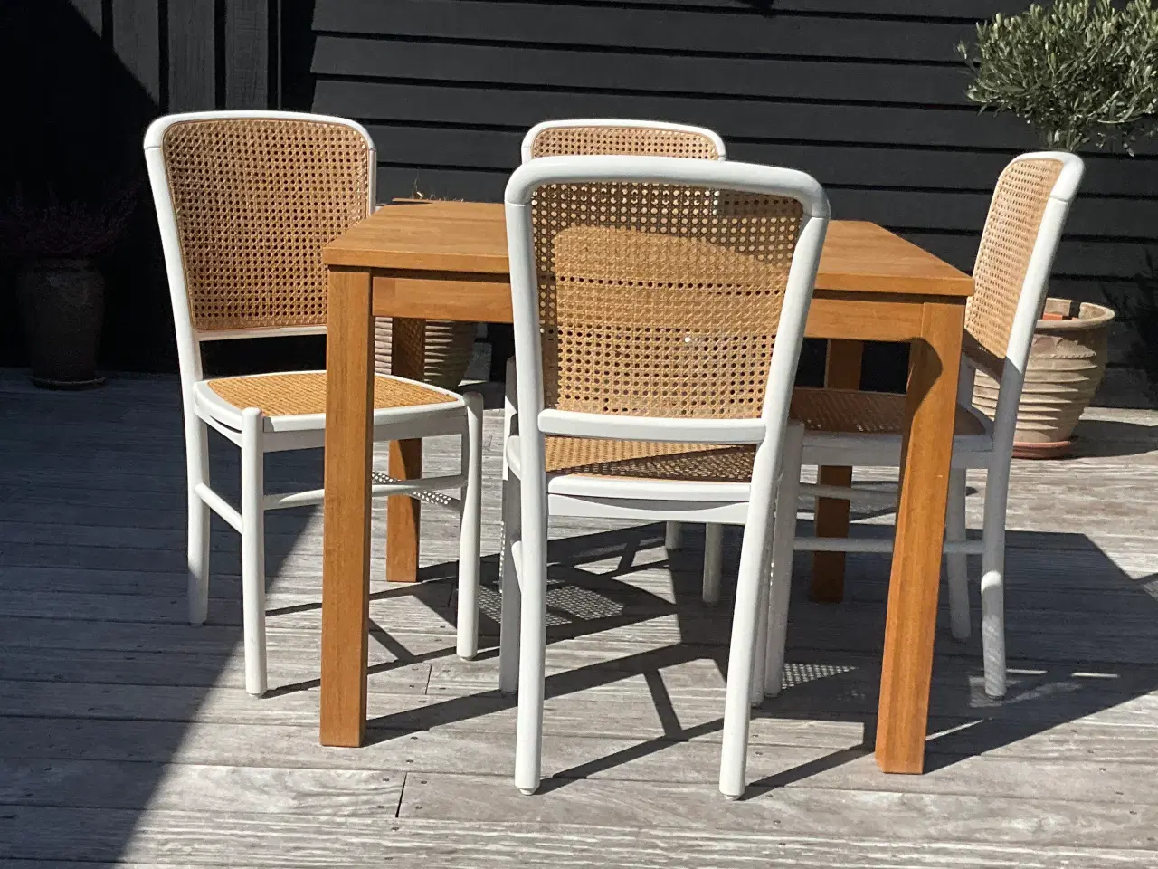 Billede 1 - Spisebord i massiv eg