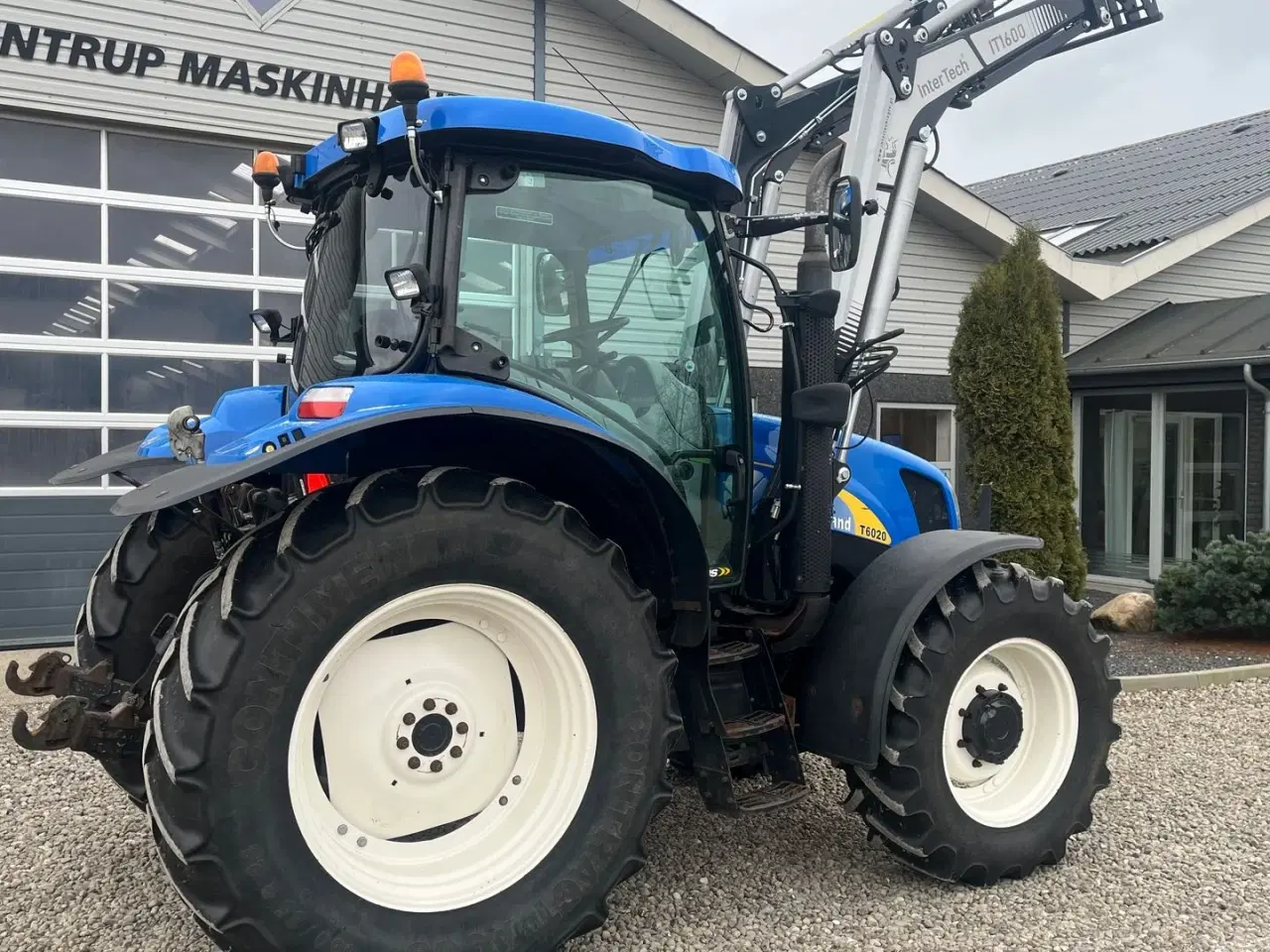 Billede 12 - New Holland T6020 Plus, med frontlæsser