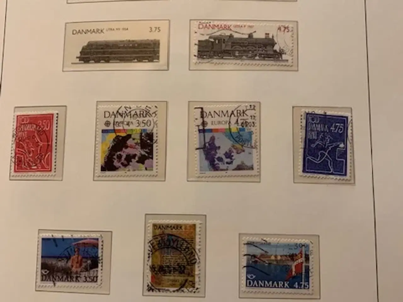 Billede 10 - Frimærker i 4 mapper. Danske og få udenlandske.