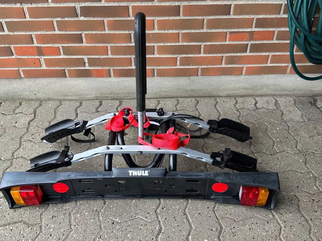 Billede 1 - Thule cykelholder i fin stand.