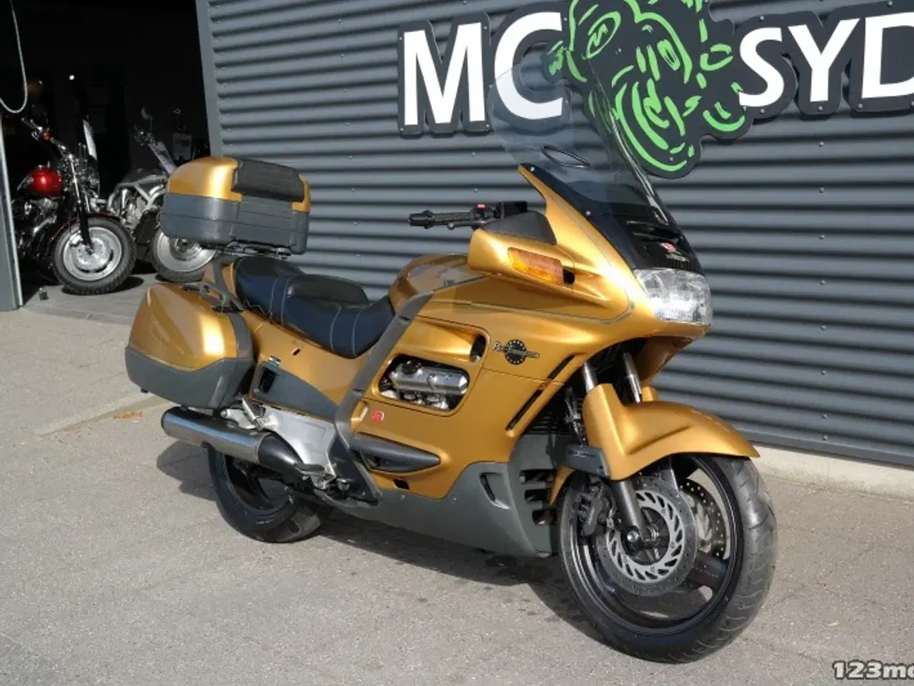 Billede 2 - Honda ST 1100 Pan European MC-SYD       BYTTER GERNE