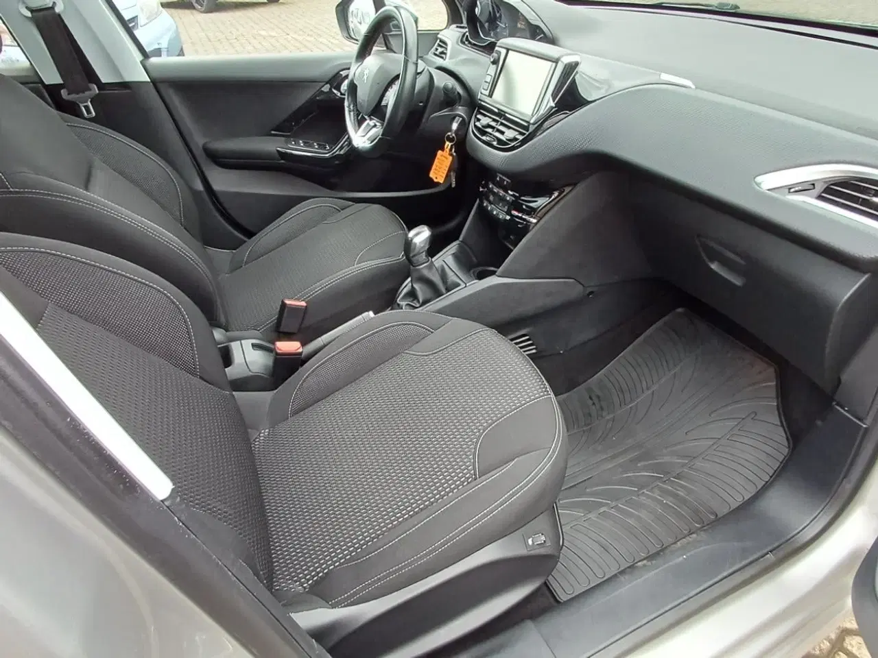 Billede 11 - Peugeot 208 1,6 BlueHDi 100 Allure