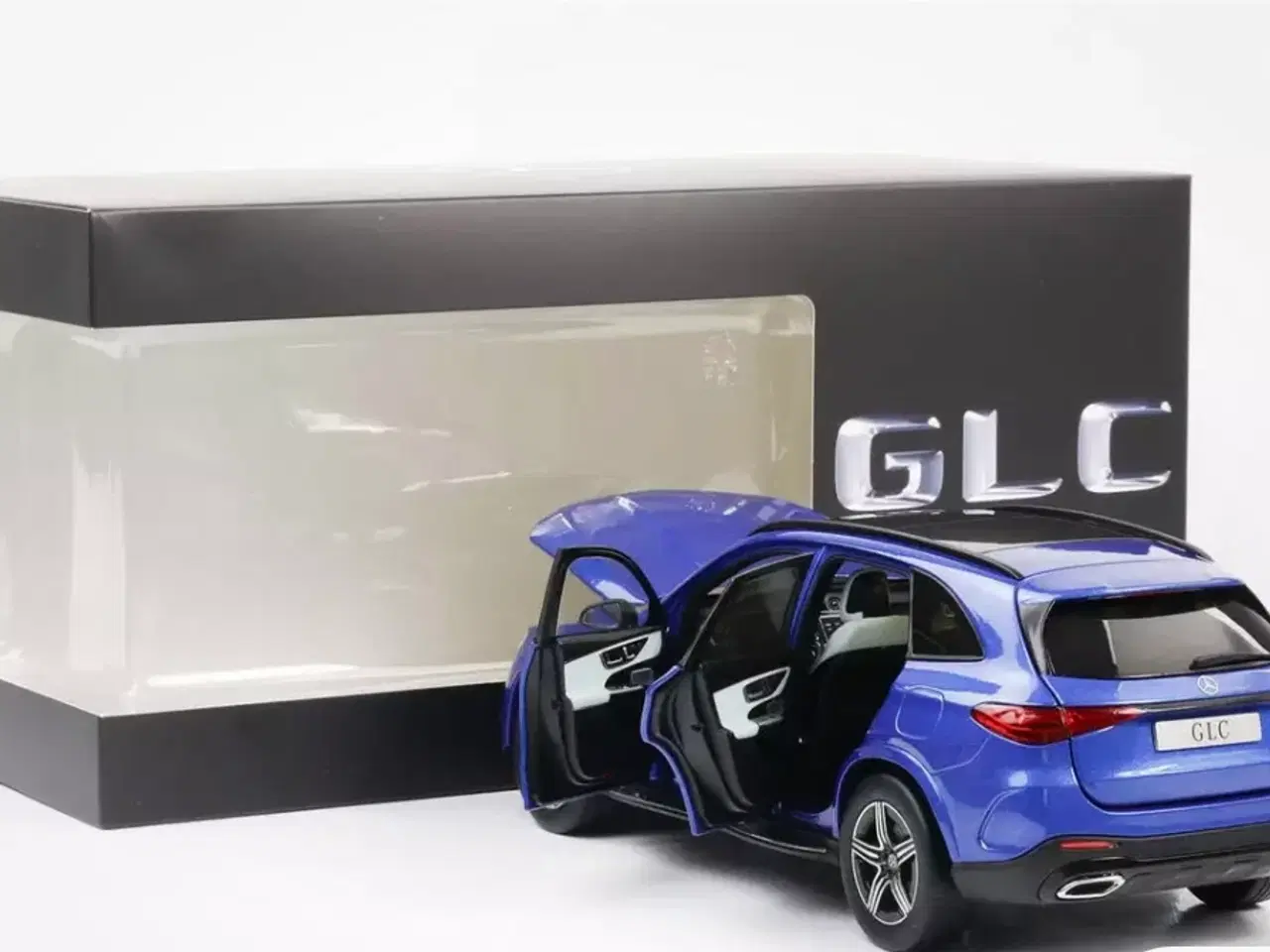 Billede 6 - 1:18 Mercedes GLC AMG Line X254 2023