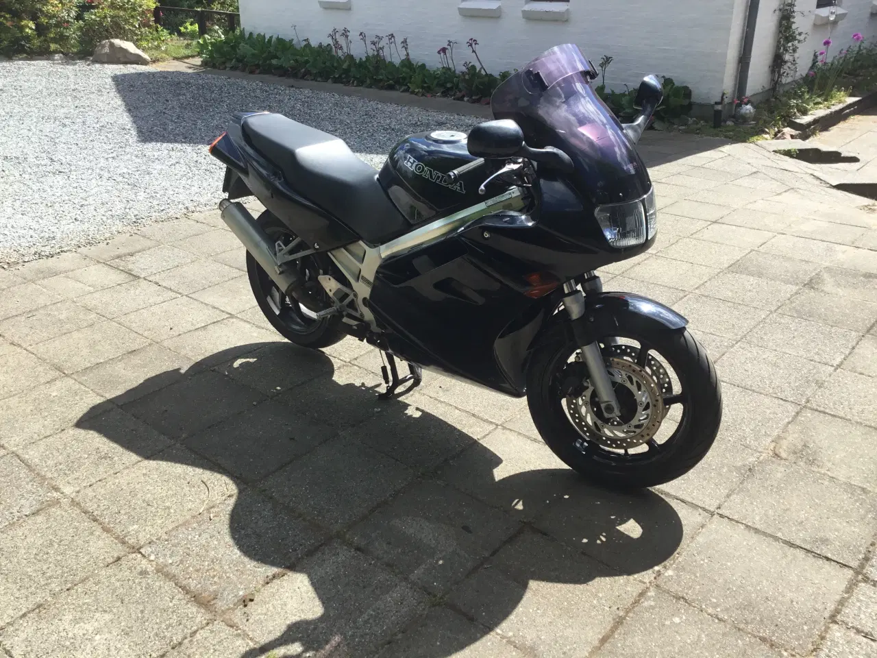 Billede 2 - Honda Vfr 750f