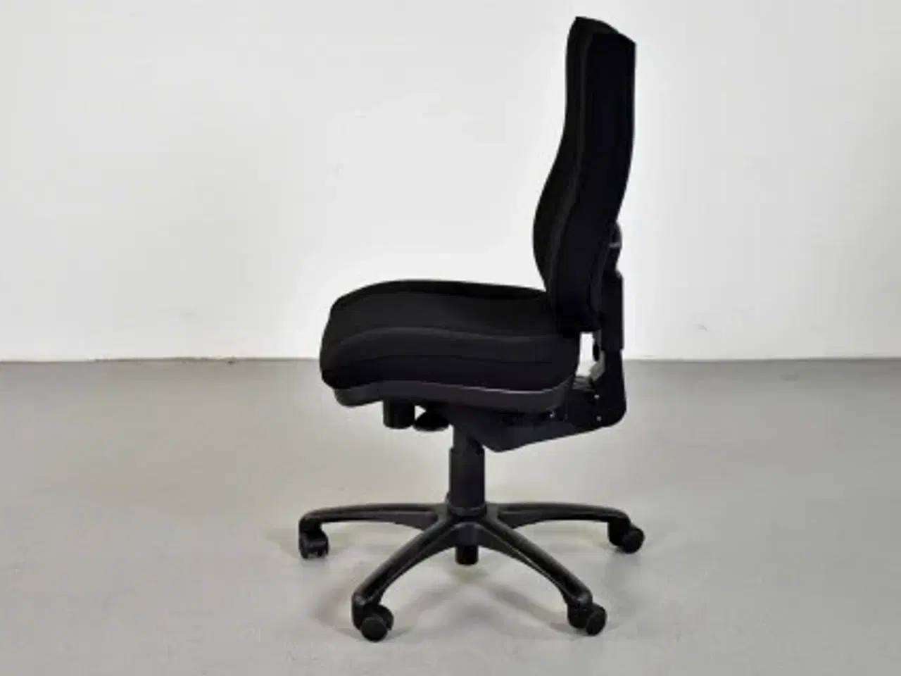 Billede 2 - Rbm model 800 kontorstol med høj ryg og nyt sort polster