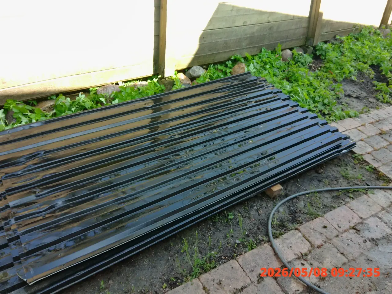 Billede 3 - Sortlakerede metal trapezplader sælges samlet. 