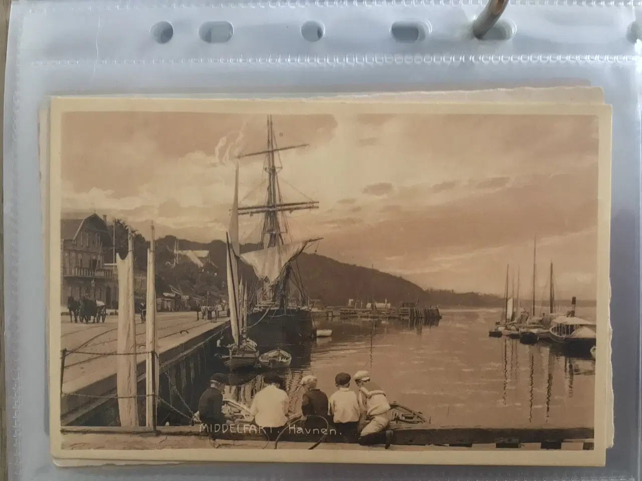 Billede 16 - Postkort og maleri fra Middelfart købes og sælges.