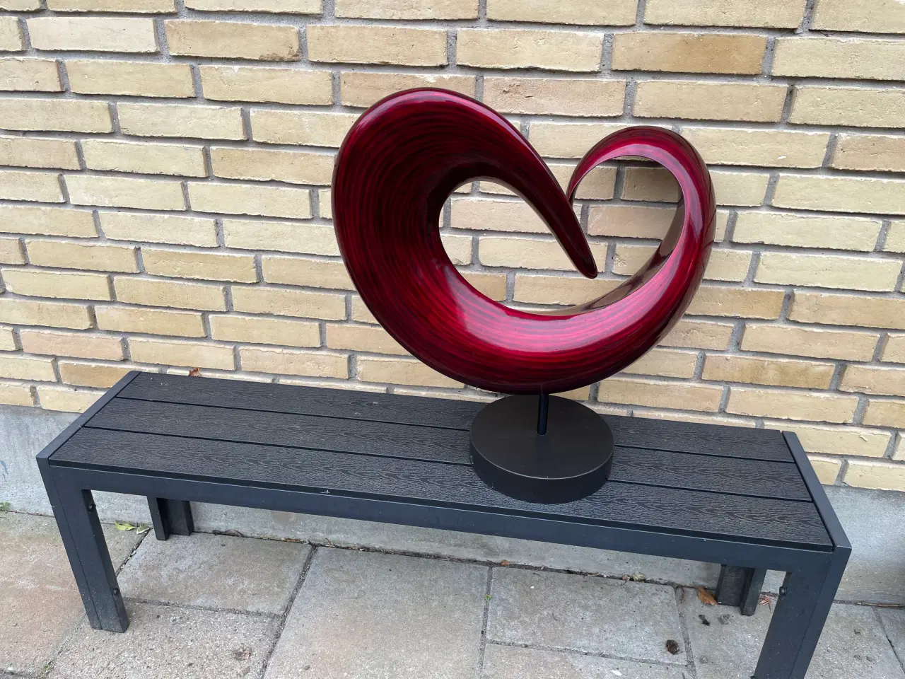 Billede 2 - Skulptur på fod
