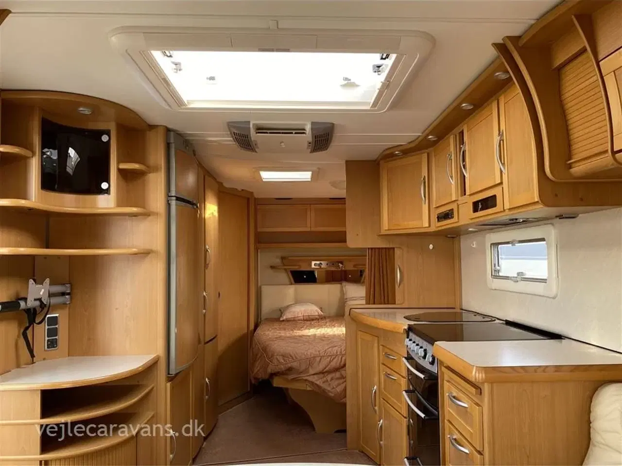 Billede 15 - 2008 - Kabe Royal 560 XL KS