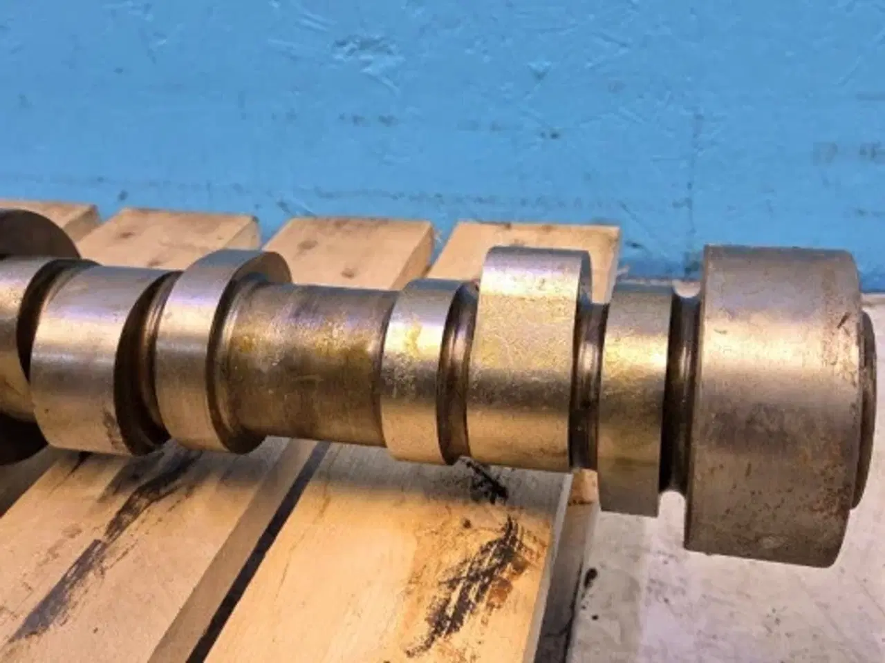 Billede 3 - John Deere  6125AT    Krumtapaksel   RE70146