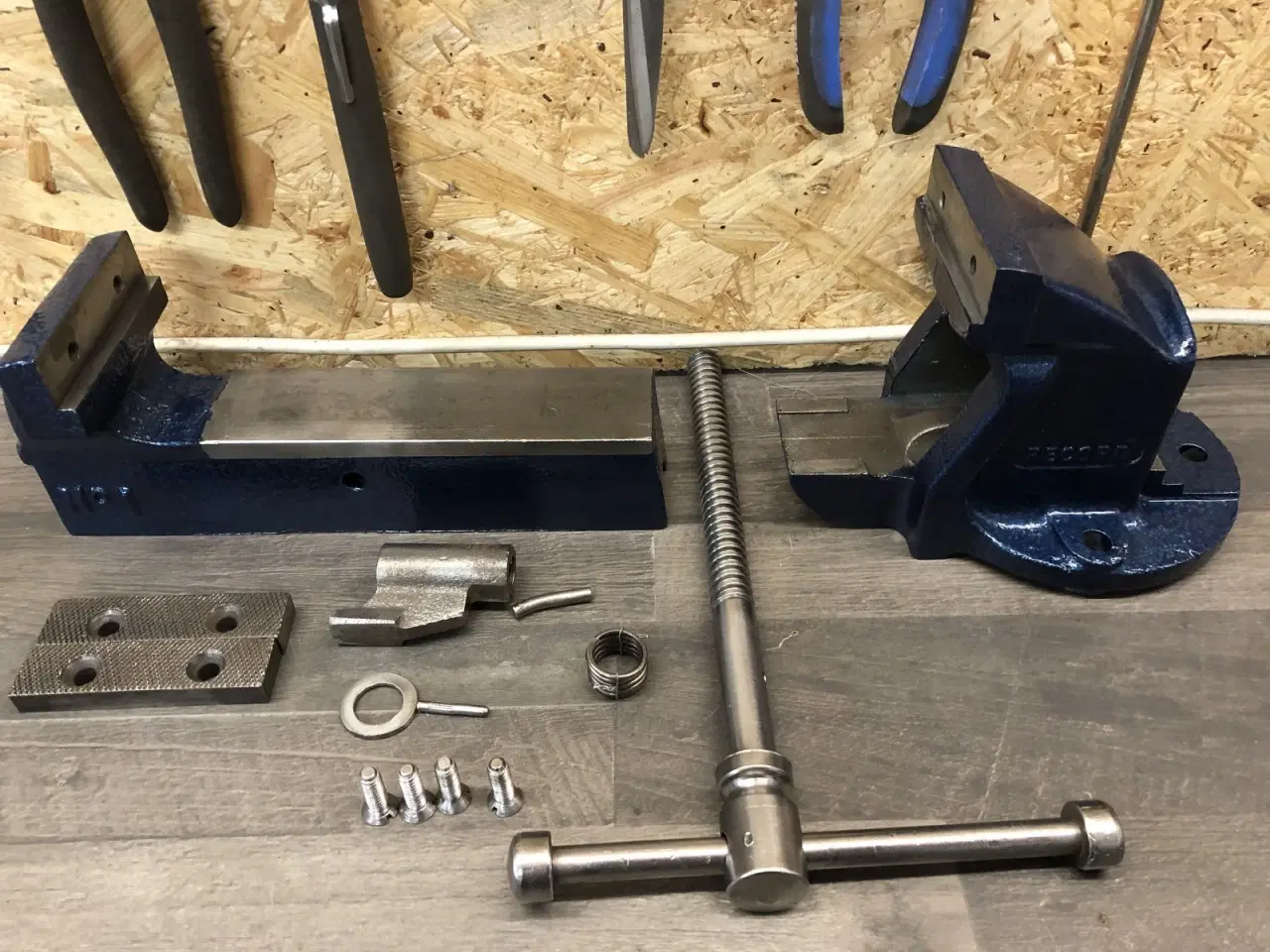 Billede 3 - Renoveret skruestik Record Nr. 1