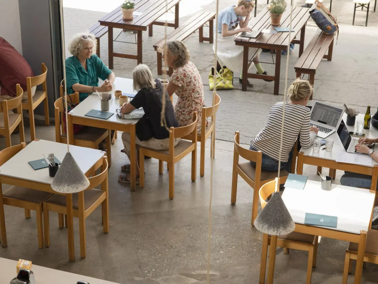 Billede 11 - Gennemført kontordomicil med rå detaljer