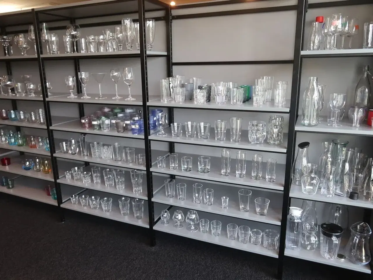 Billede 2 - 283 stk. glas og kander
