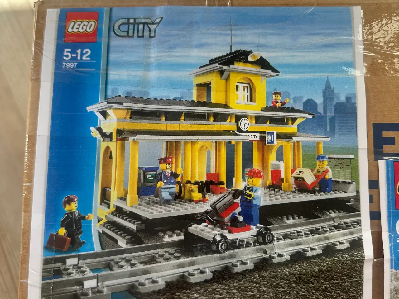 Billede 2 - Lego tog, skinner og station