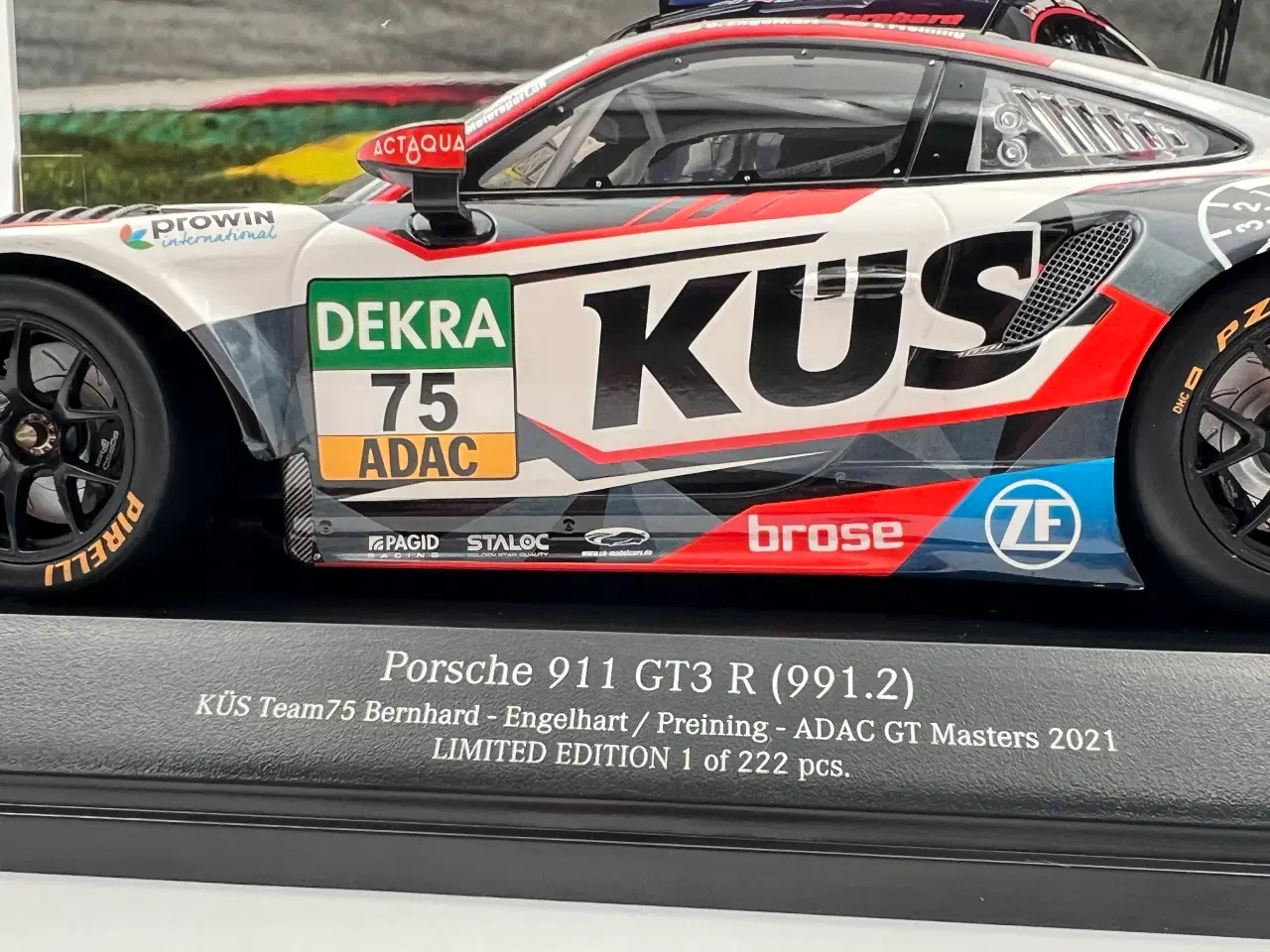 Billede 2 - 2021 Porsche GT3 R #75 Limited Edition - 1:18