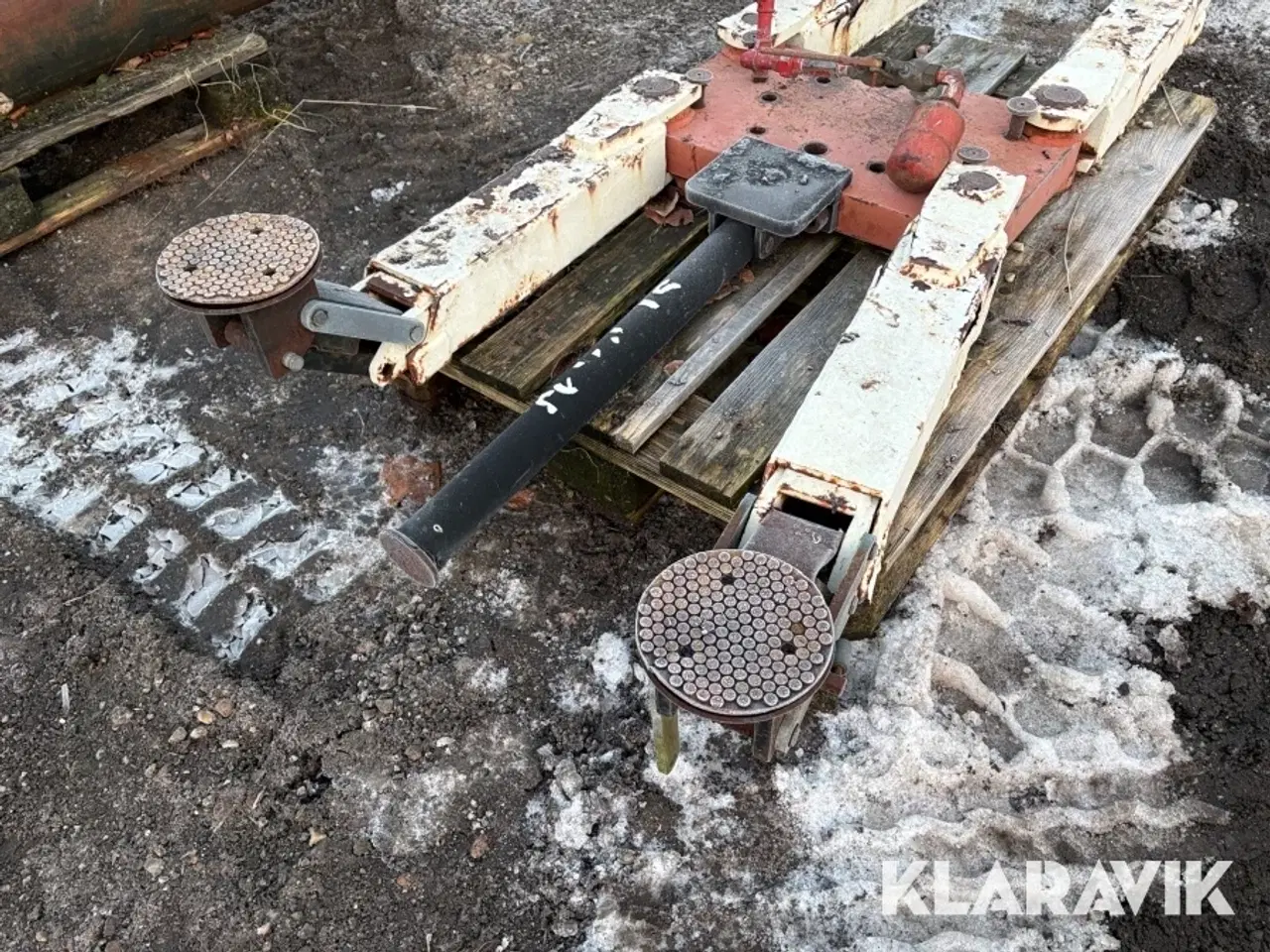 Billede 5 - Ensøjlelift stenhøj 5T