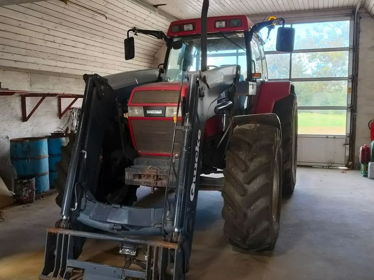 Billede 8 - Case IH 5130 Maxxum Med frontlæsser, siloskovl, balletang & ballespyd