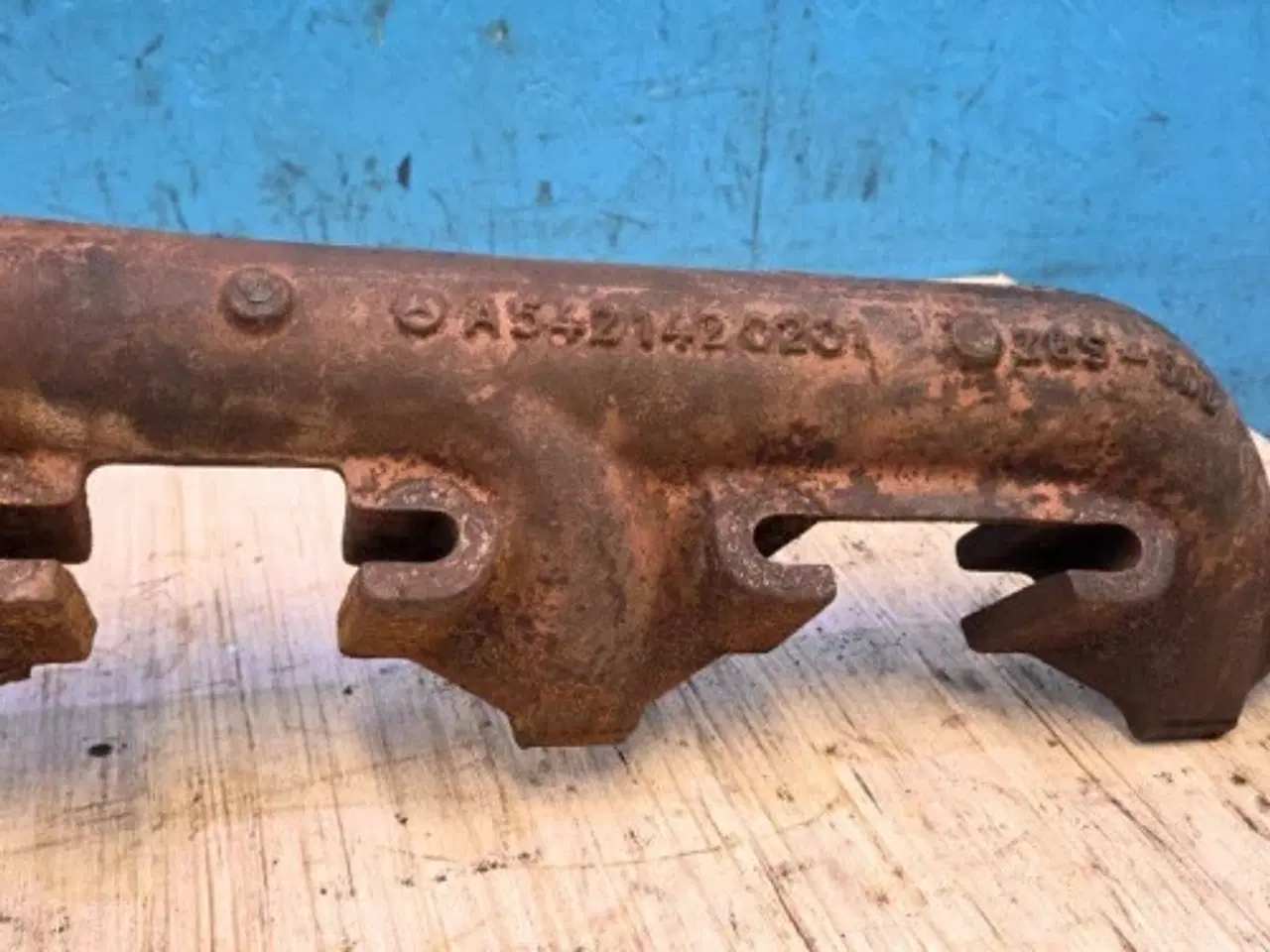 Billede 5 - Mercedes OM502LA Udstødningsmanifold A5421420201