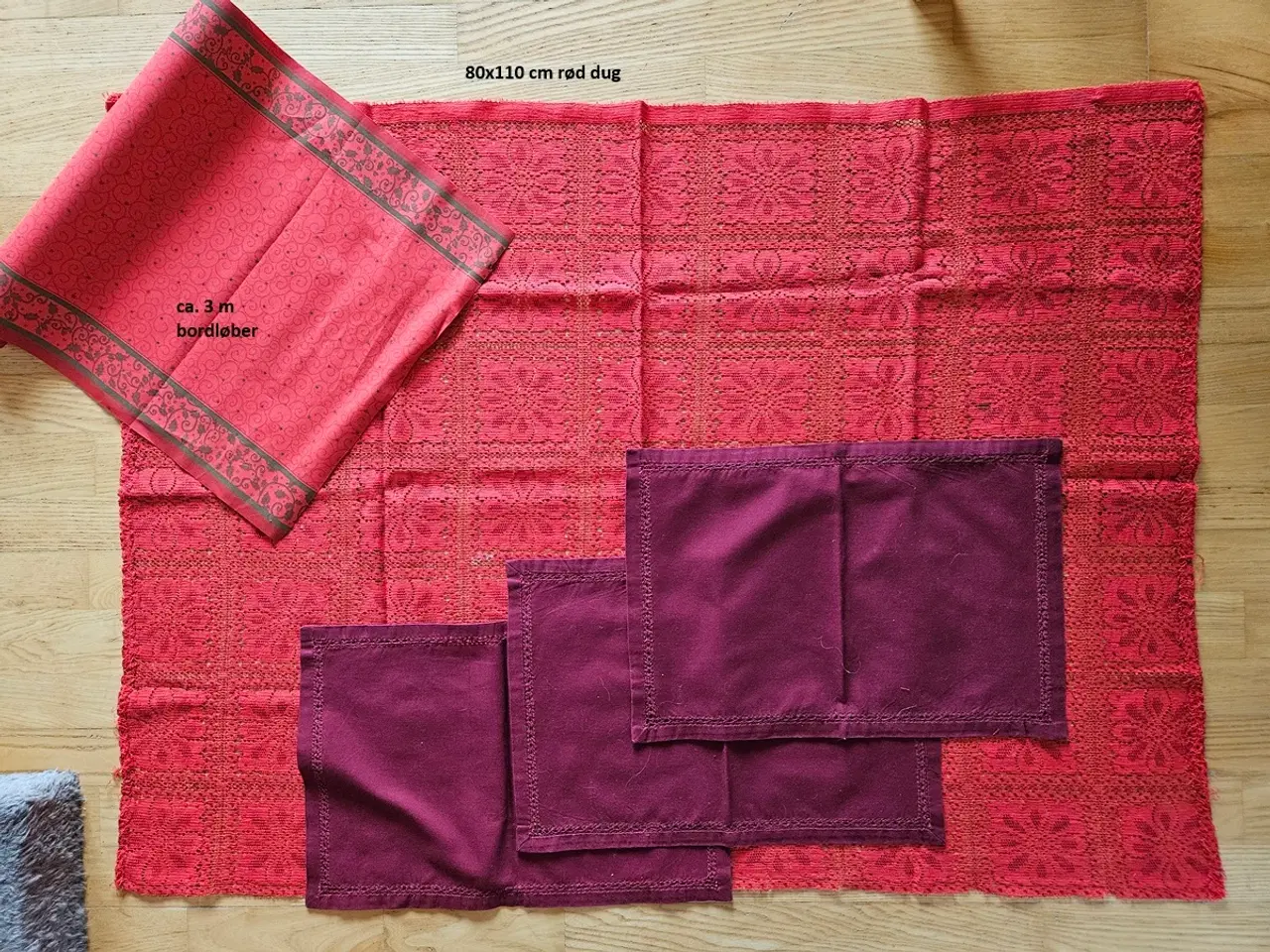 Billede 4 - Juleduge, juleløbere, flakoner mv.