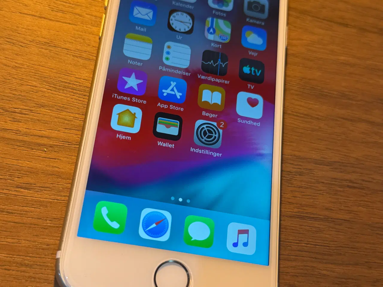 Billede 1 - Jeg sælger en iPhone 6 – 128GB i hvid.