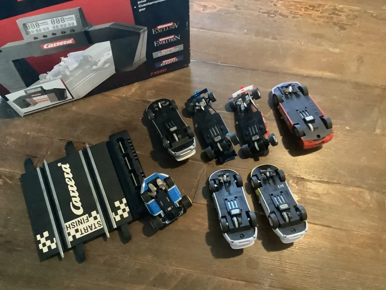 Billede 4 - CARRERA GO lot. 7 biler og elektronisk rundetæller