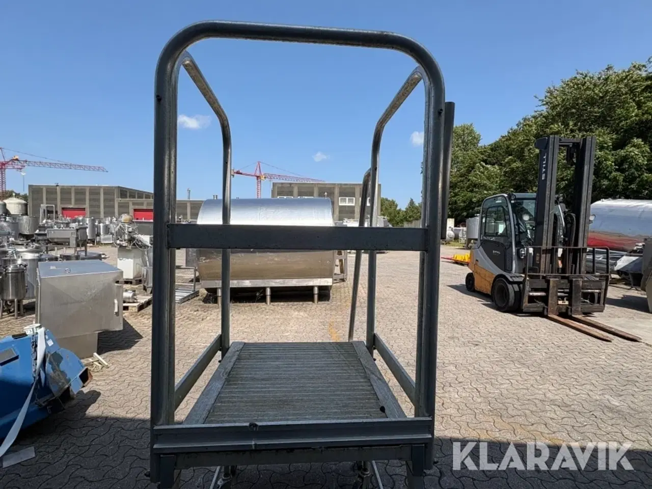 Billede 12 - Trappe med platform på hjul Zarges