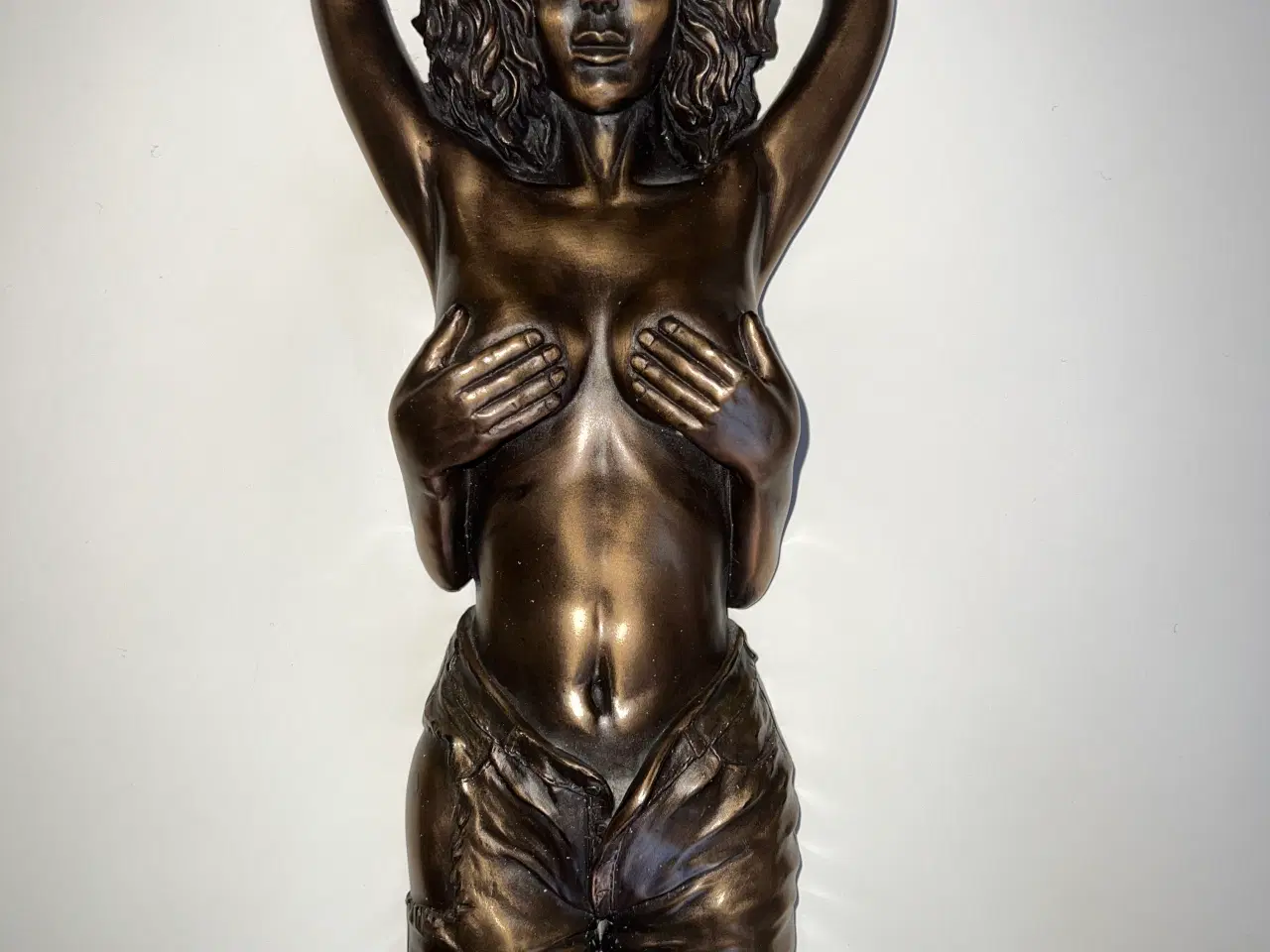 Billede 3 - Kvindekrop figur til vægophæng