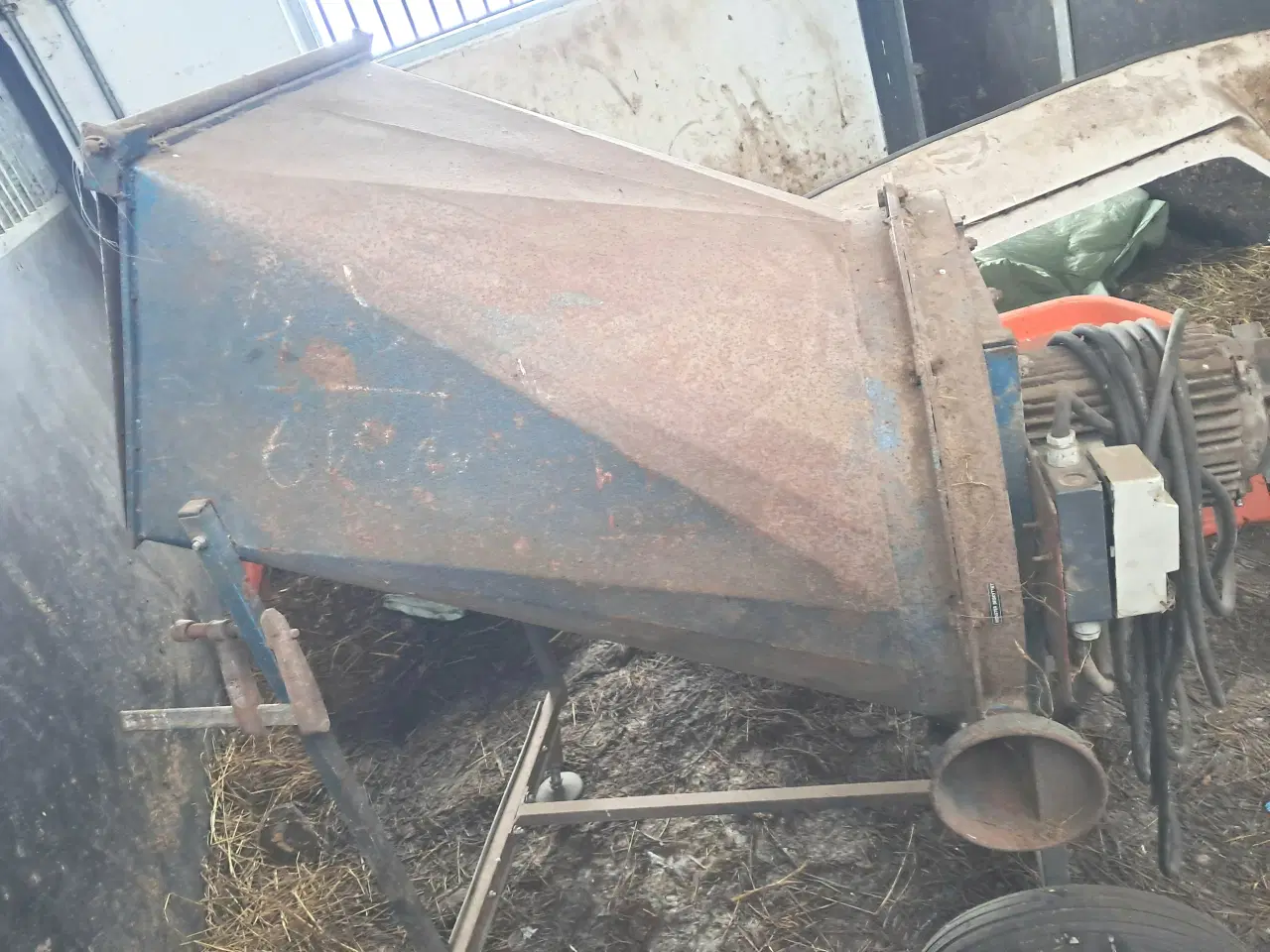 Billede 1 - Halmsnitter.