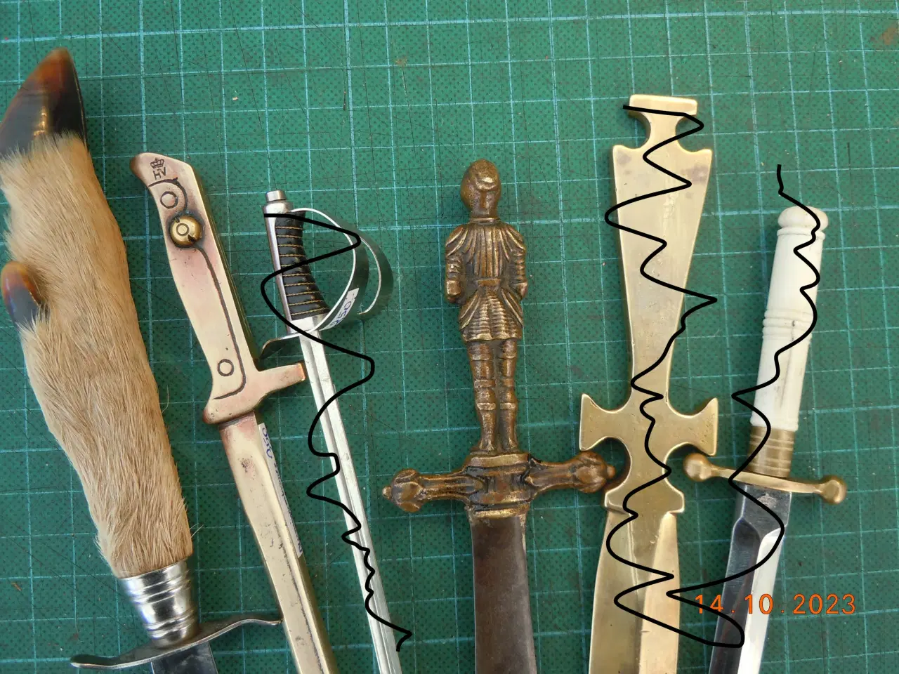 Billede 7 - Brevåbnere, papirknive, miniatureknive.