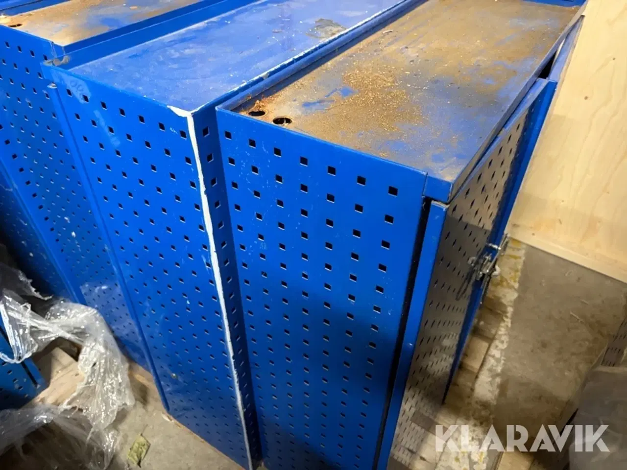 Billede 5 - Værkstedsskab 4 styk.