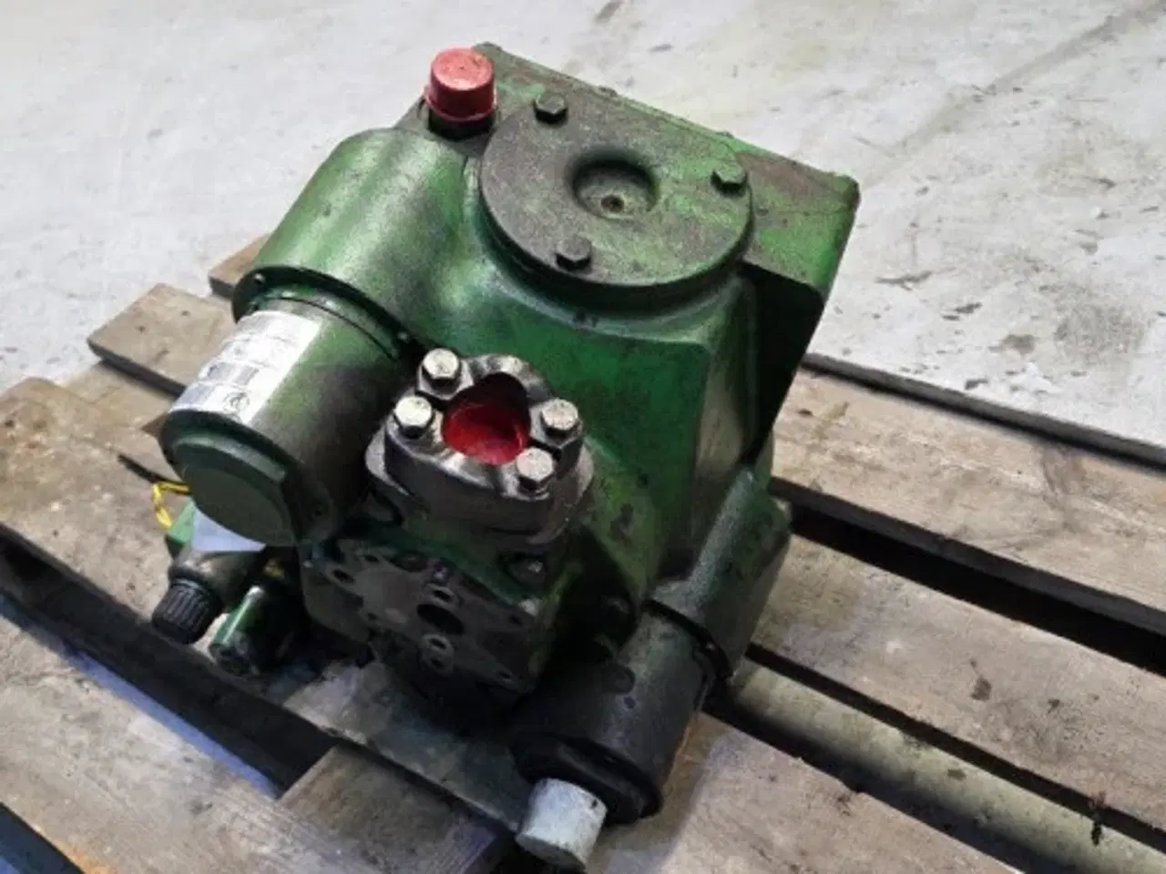 Billede 18 - John Deere T660 Hydrostatmotor AXE10219