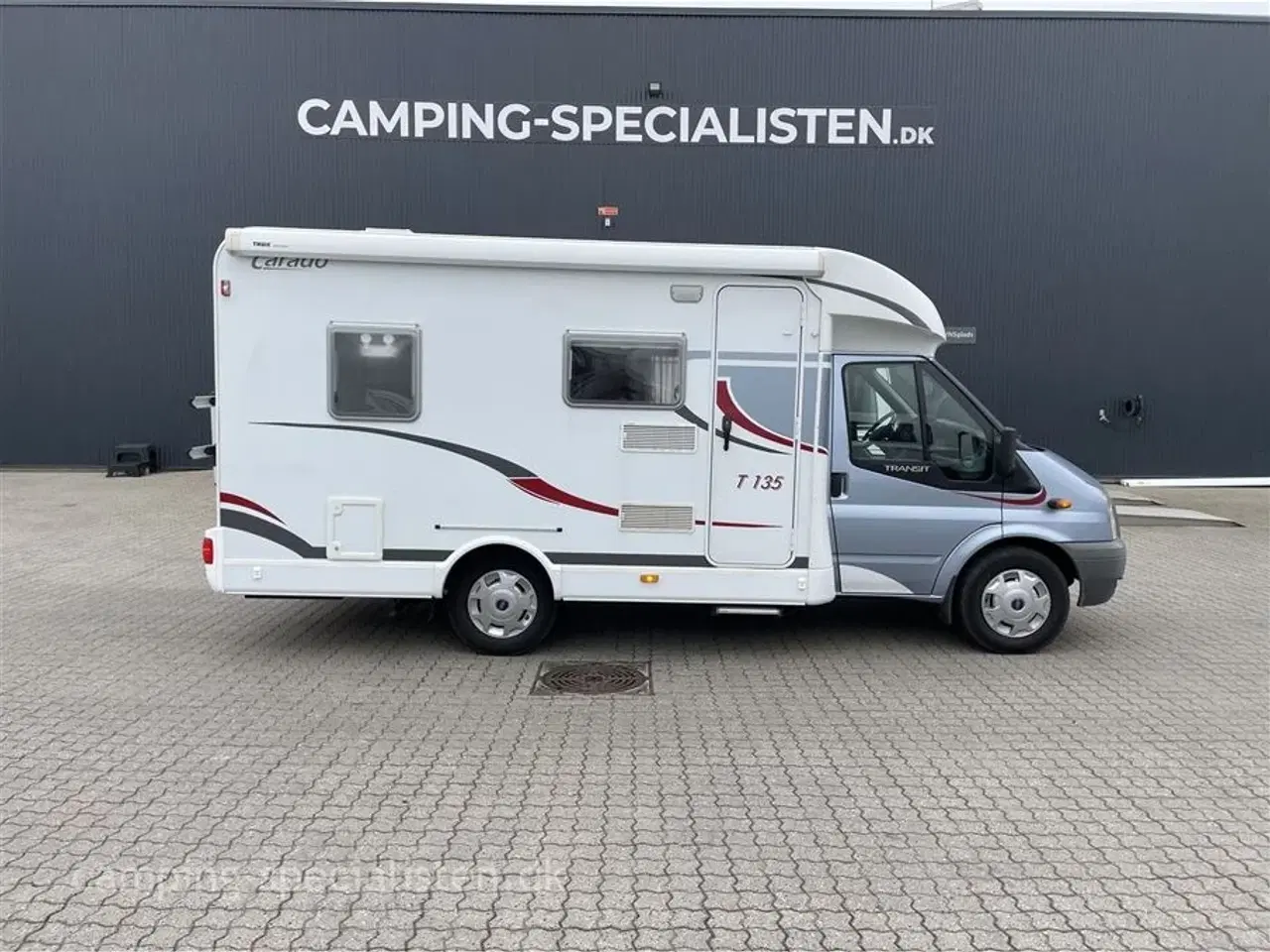 Billede 1 - 2011 - Carado T 135   Pæn og velholdt autocamper - Carado T 135 fra 2011 - Kan nu opleves hos Camping-Specialisten i Silkeborg - Dobbeltseng