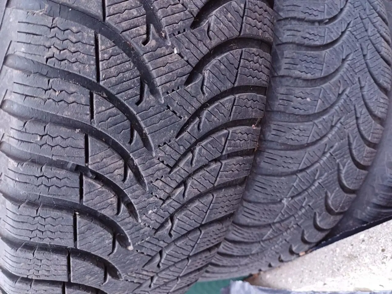 Billede 2 - 4 Vinterhjul (vinterdæk på fælge), i alt kr. 800