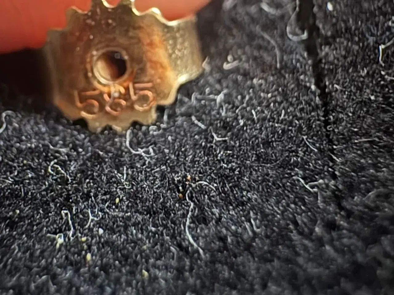 Billede 3 - Ørestikker i 585.