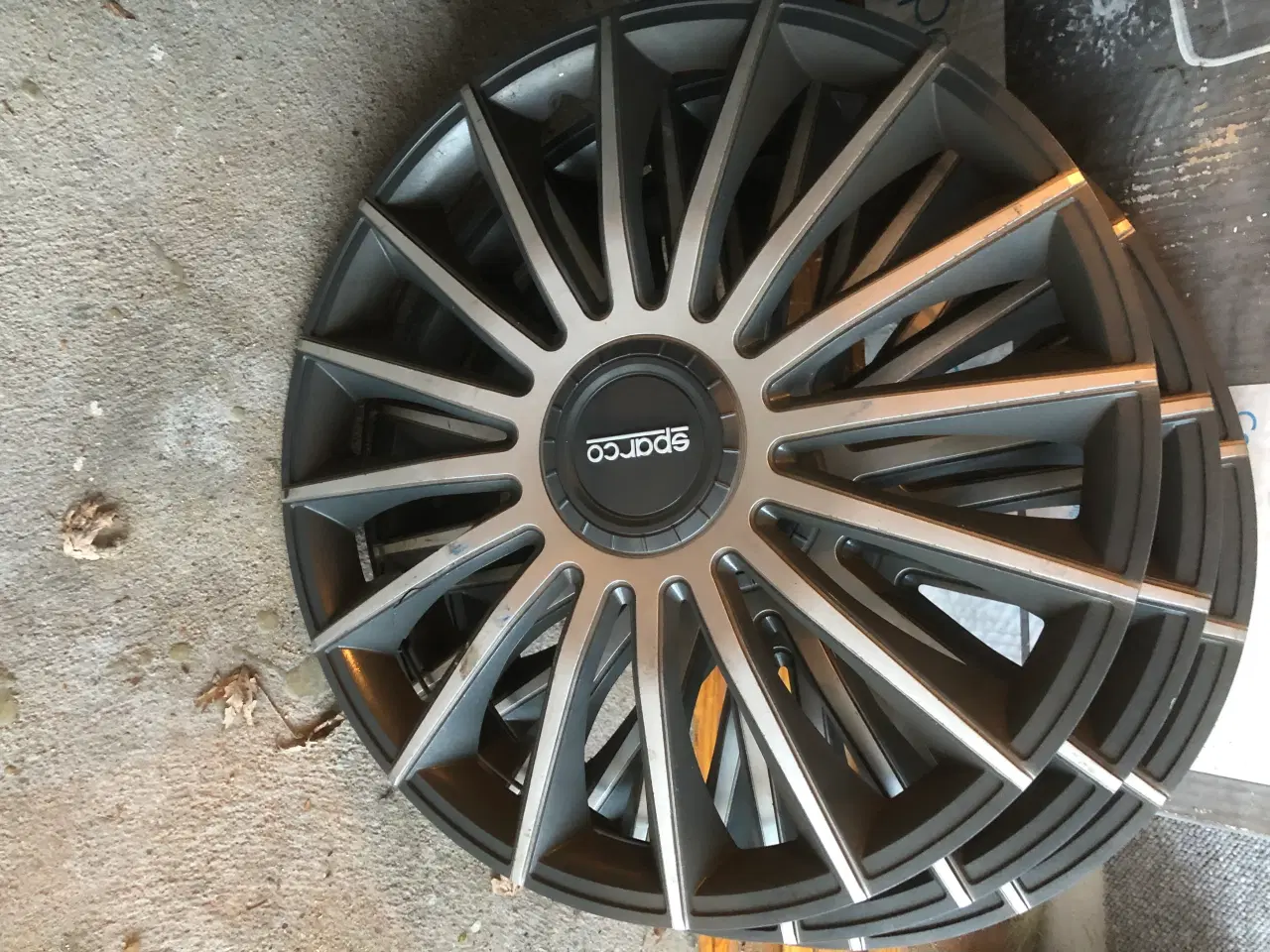Billede 1 - Vinterdæk på fælge samt sommerdæk uden fælge