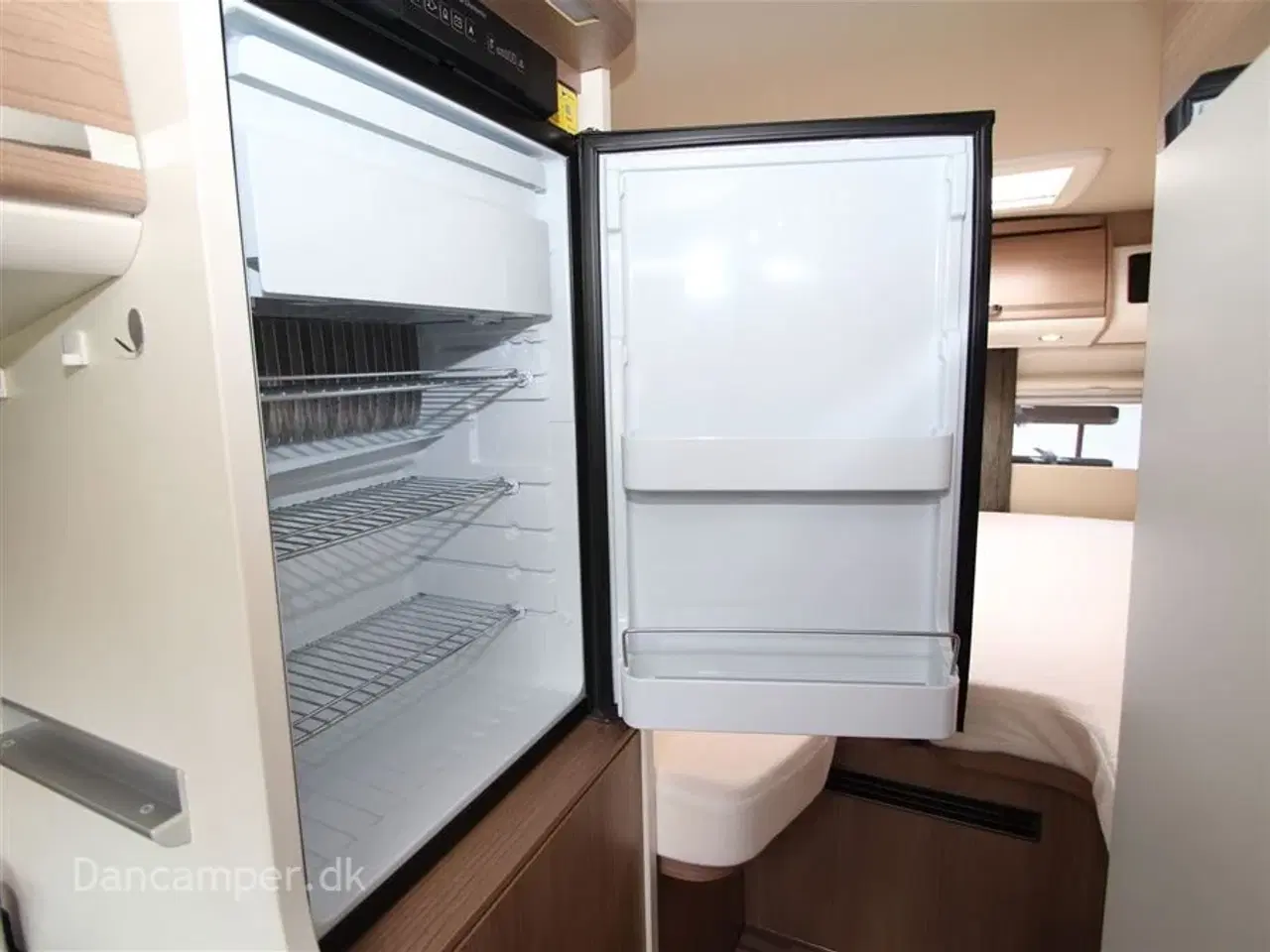 Billede 14 - 2019 - Carthago van 640 LE Chaming Carthago Charming, Luksusvan godt udstyret - Enkeltsengsmodel. 150Hk Automatgear - Solcelle - inverter mm.