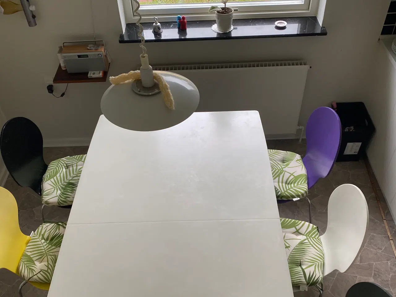 Billede 1 - Spisebord