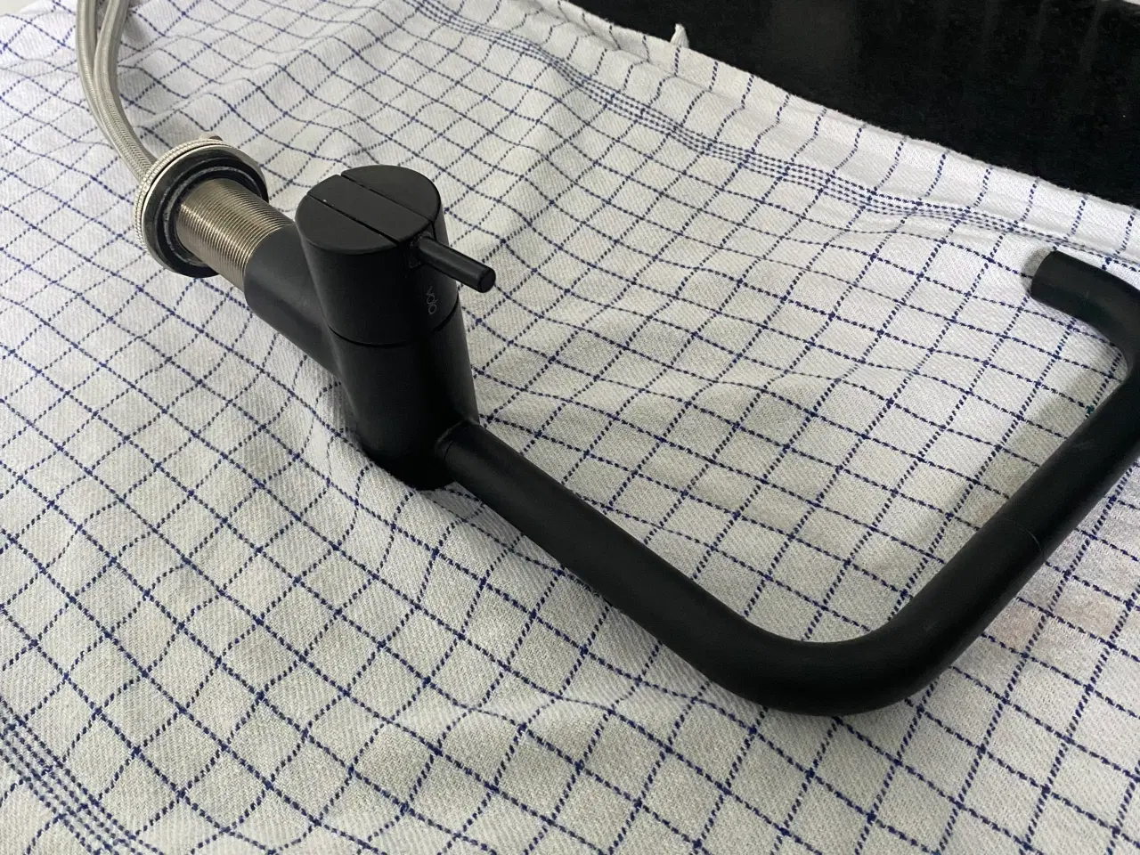 Billede 1 - VOLA armatur køkken sort