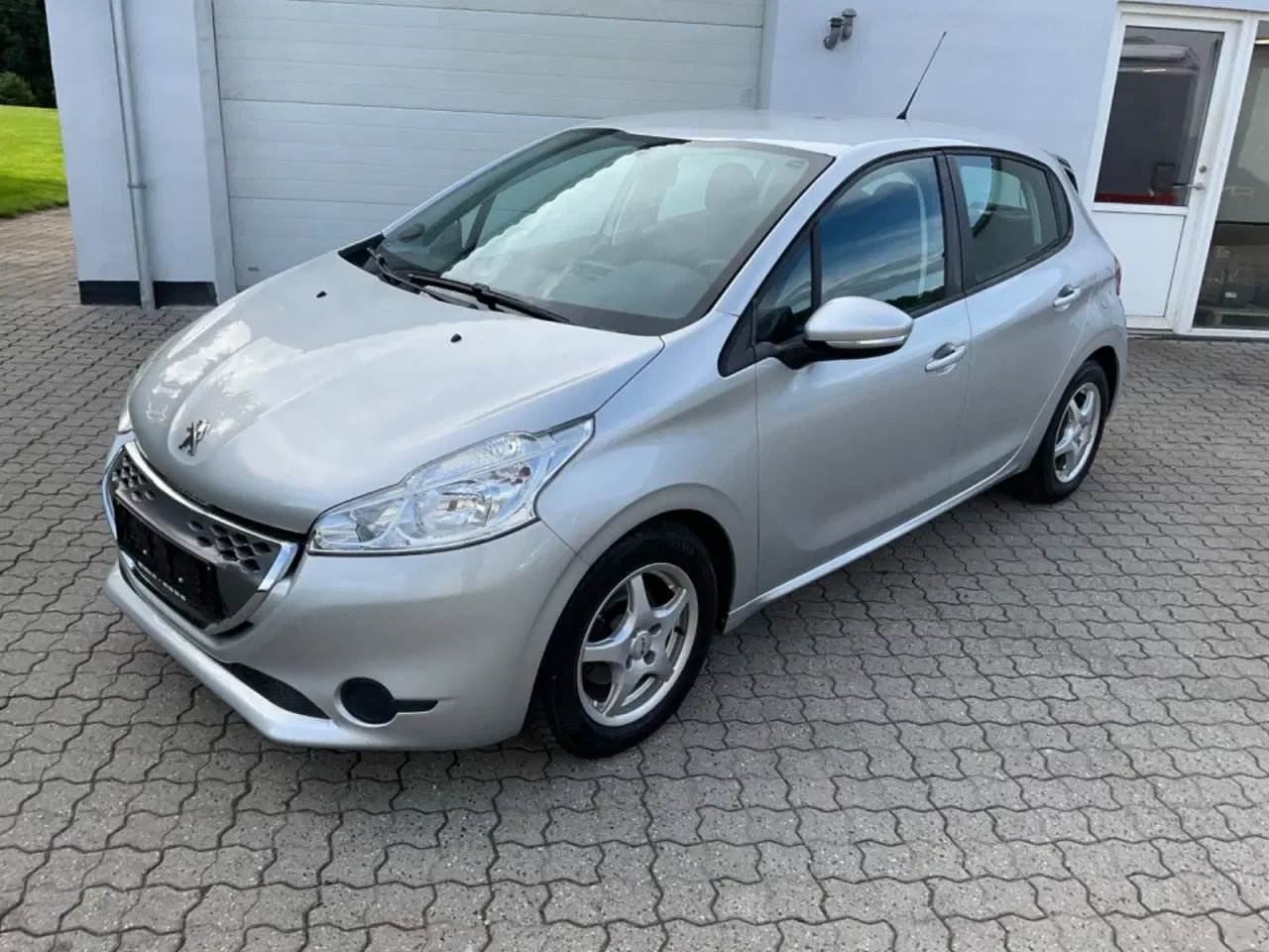 Billede 1 - Peugeot 208 1,4 e-HDi 68 Access ESG