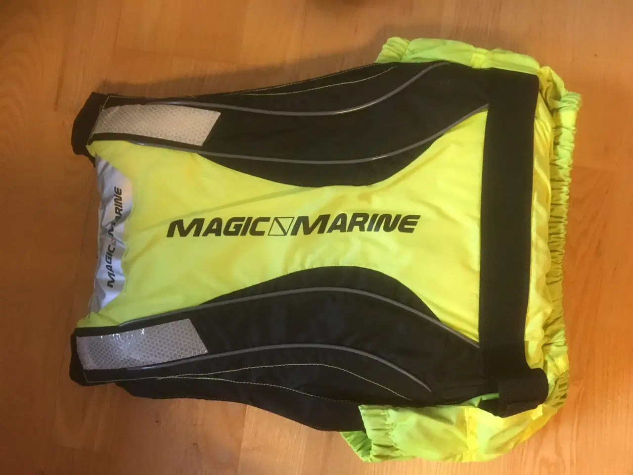 Billede 2 - Magic Marine redningsvest 40-60kg
