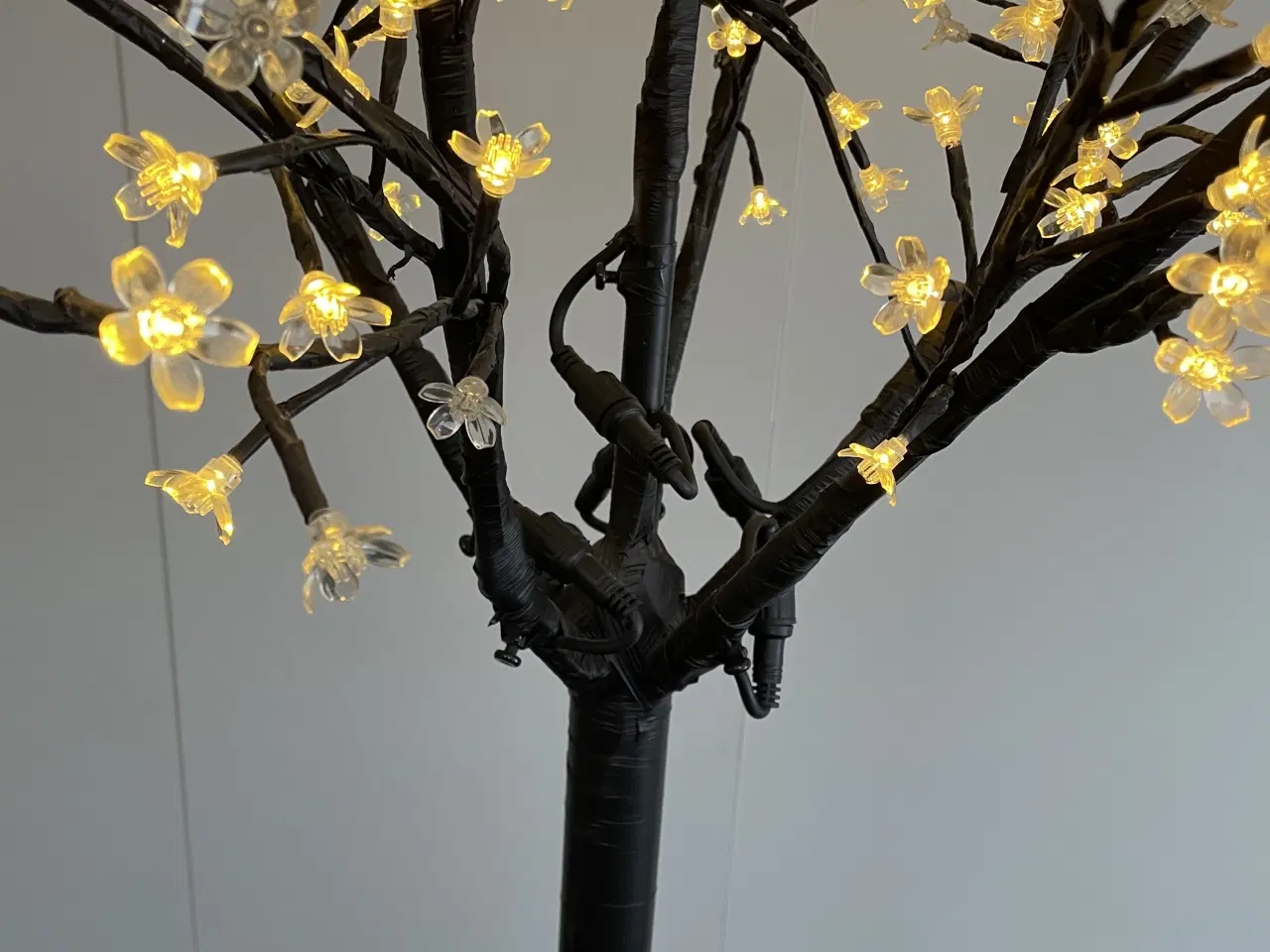 Billede 3 - LED lystræ i metal